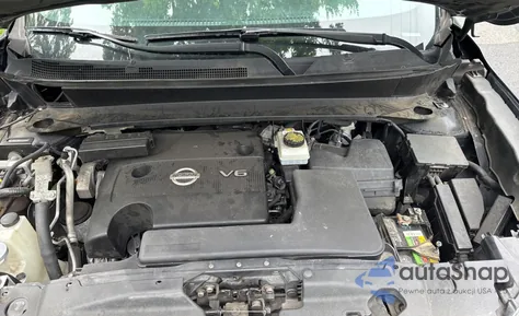 2014 Nissan Pathfinder S z USA, uszkodzony, nr VIN 5N1AR2MNXEC665341